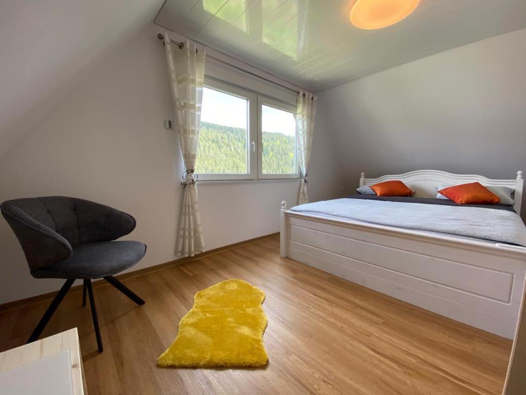 Haus Adler - Komplettes Ferienhaus am Badesee Erzgrube Exterior foto